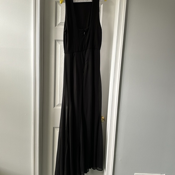 Women’s jumpsuit with glowing chiffon cape in the back. - Picture 3 of 5
